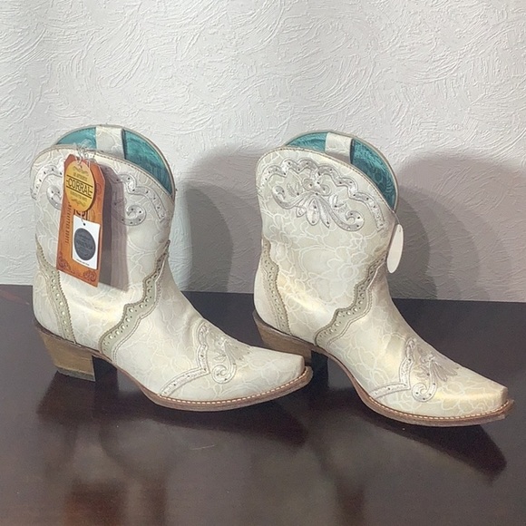 CORRAL NEW - Sz 8.5 - Swarovski sparkle dots - gold shimmer - floral pattern - Picture 5 of 15